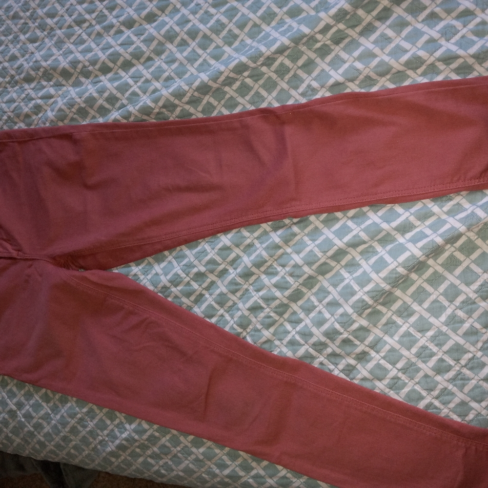 Old navy rockstar jeans coral size 6